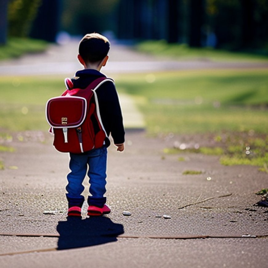 Niñas y niños de educación básica en el sureste del estado, inician el ciclo escolar 2023-2024 con útiles escolares y mochila nueva