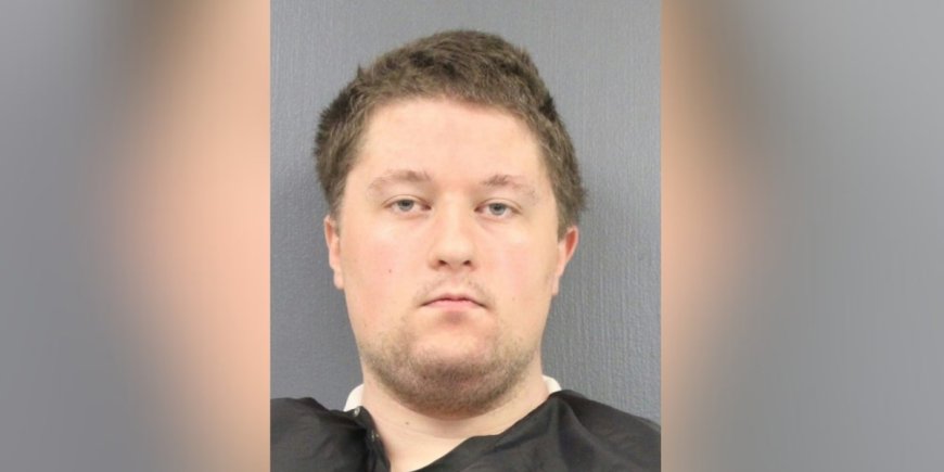 30-year-old man arrested on child sexual abuse material charges