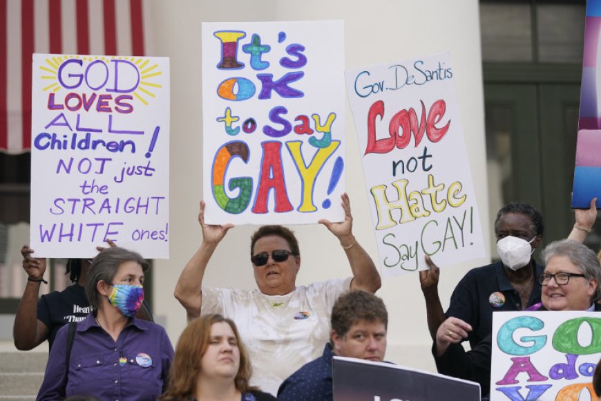 Ley ‘No digas gay’: maestros de Florida pueden discutir orientación sexual e identificación de género bajo nuevo acuerdo