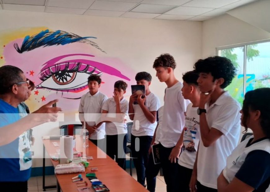 Estudiantes de secundaria visitan el centro cultural José Coronel Urtecho | TN8.tv