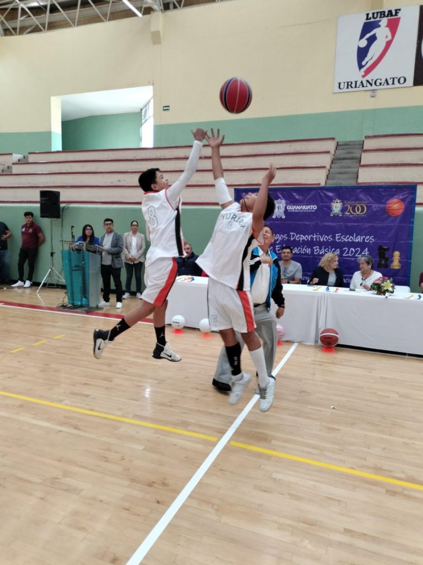 Alumnas y alumnos de secundaria participan en los Juegos Deportivos Escolares de Educación Básica 2024, en la Delegación Regional VII