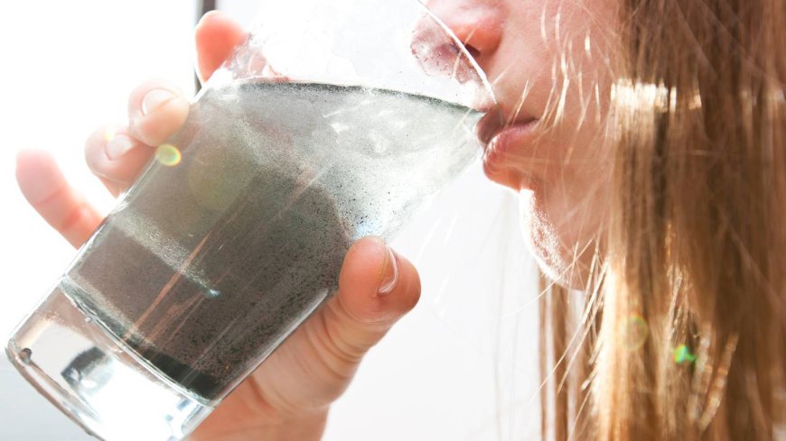 ¿Qué pasa si tomas agua contaminada?
